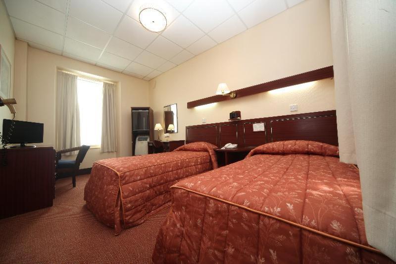 גיברלטר Bristol Hotel חדר תמונה