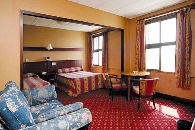 גיברלטר Bristol Hotel מראה חיצוני תמונה