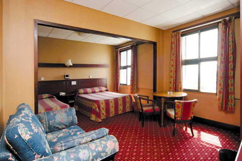גיברלטר Bristol Hotel מראה חיצוני תמונה