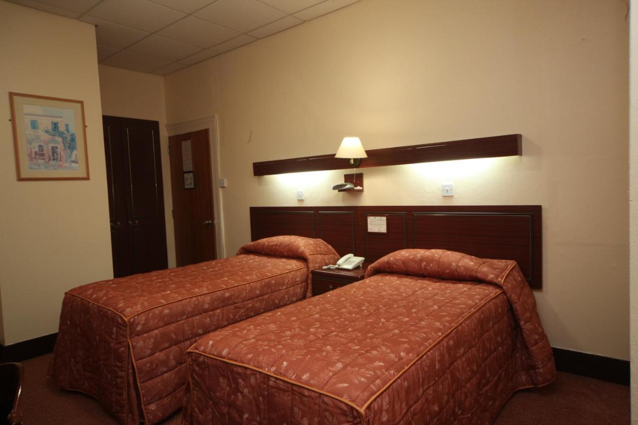 גיברלטר Bristol Hotel מראה חיצוני תמונה
