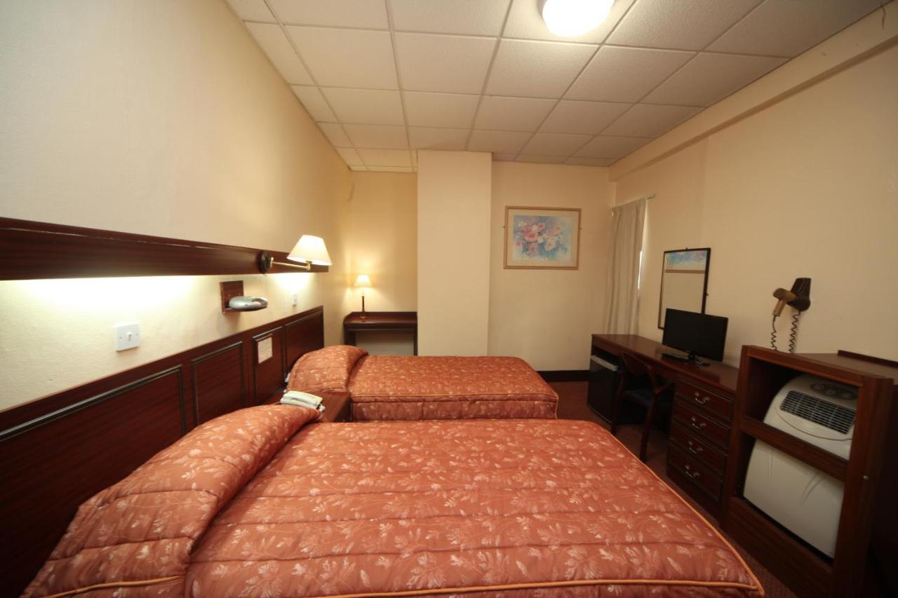 גיברלטר Bristol Hotel מראה חיצוני תמונה